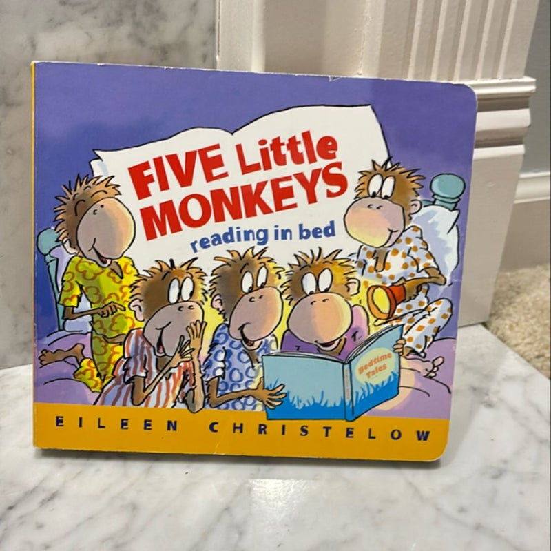 Five Little Monkeys Reading in Bed