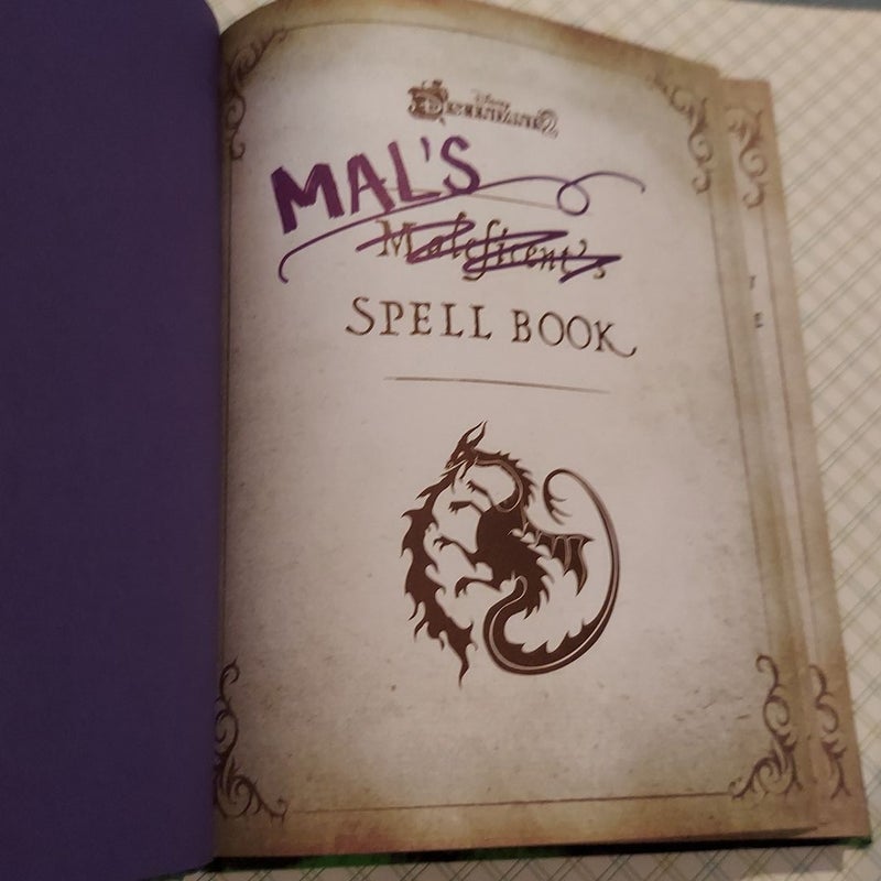 Descendants 2: Mal's Spell Book 2