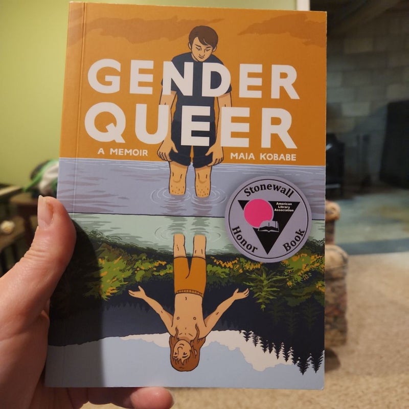 Gender Queer: a Memoir