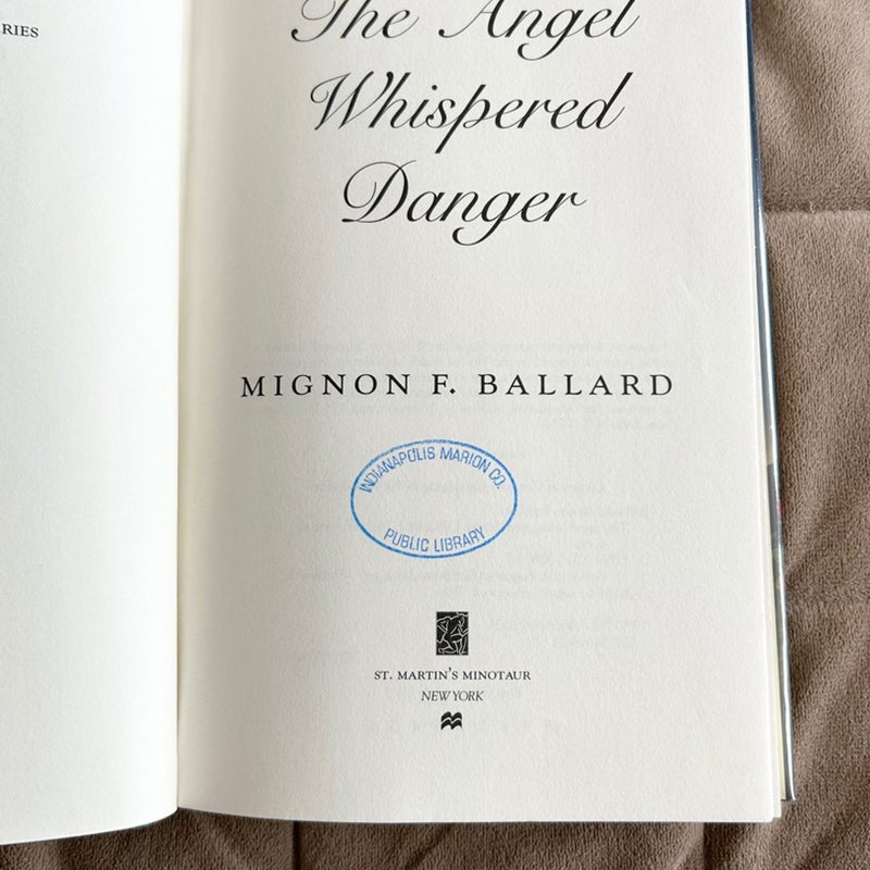 The Angel Whispered Danger Ex Lib 3693