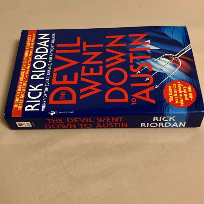 The Devil Went down to Austin by Rick Riordan, Paperback | Pangobooks