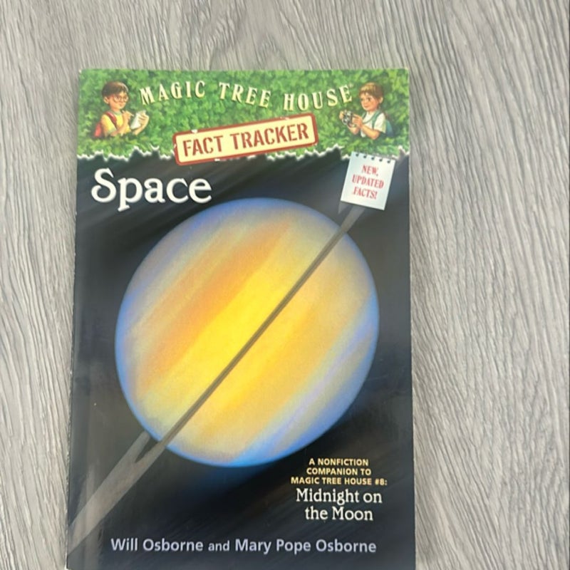 NEW! Magic Tree House. Fact Tracker. Space