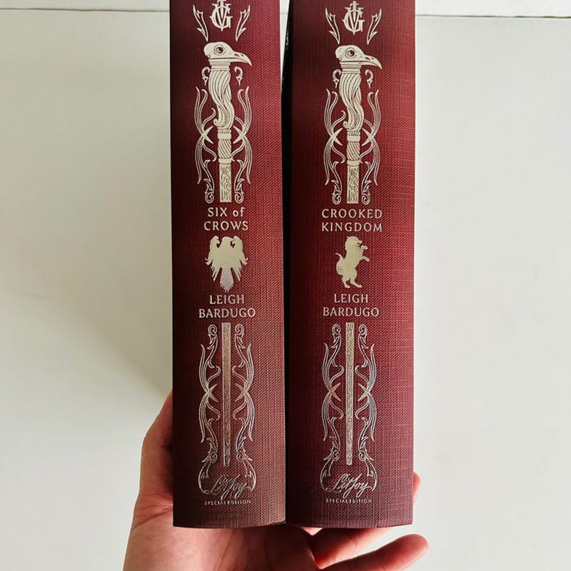 LitJoy Crate Six of Crows Duology Leigh Bardugo Signed Crooked Kingdom Annotated