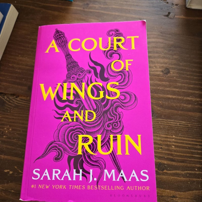 A Court of Wings and Ruin