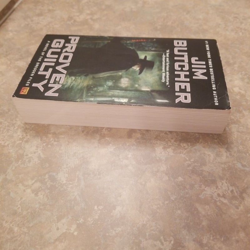 Proven Guilty (Dresden Files #8)
