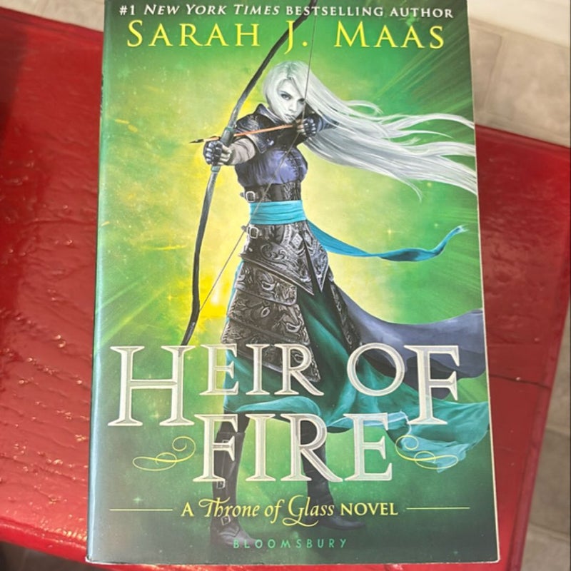 Throne Of Glass book set 