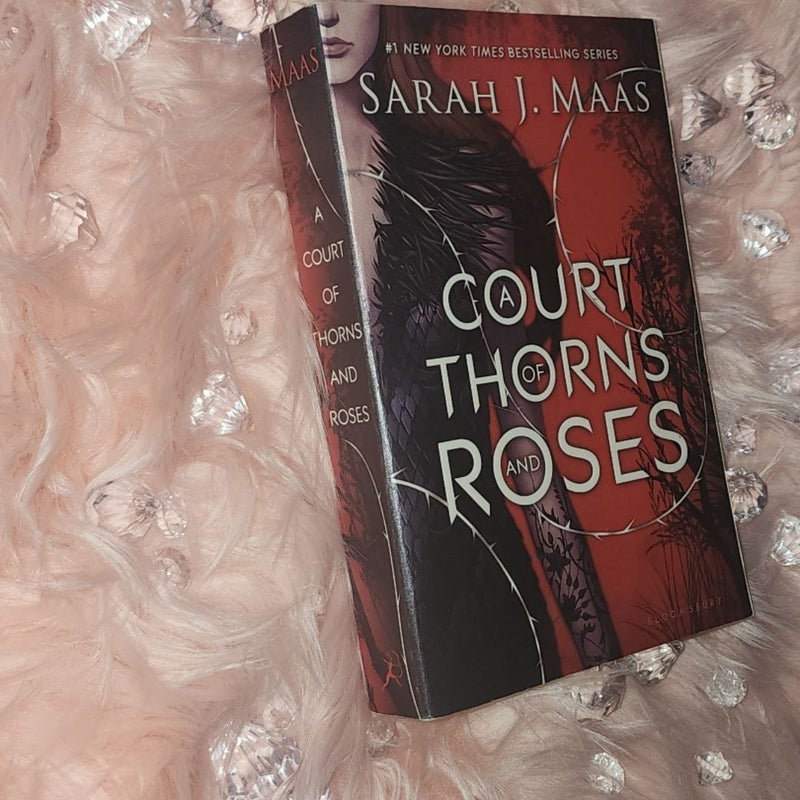 A Court of Thorns and Roses