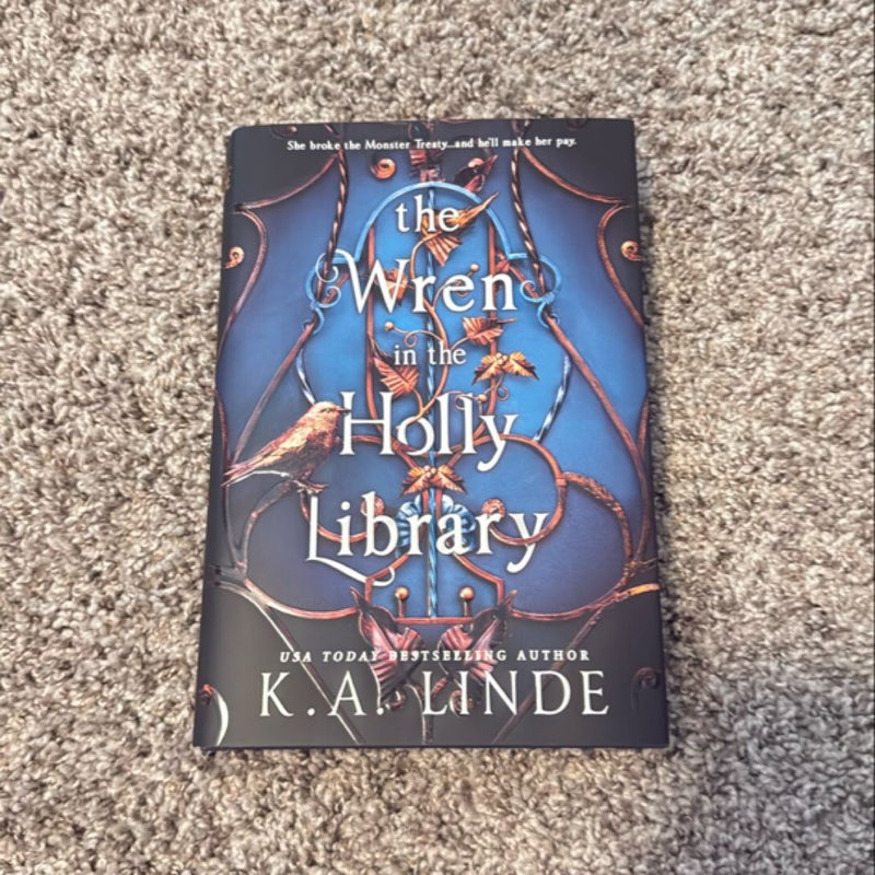 The Wren in the Holly Library (Deluxe Limited Edition)