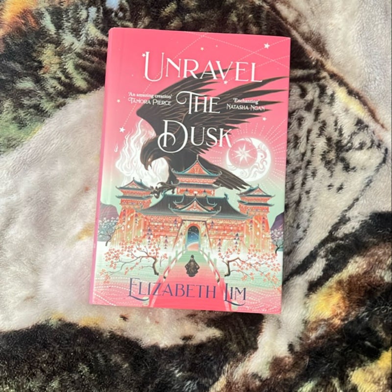 Unravel the Dusk (Fairyloot signed)