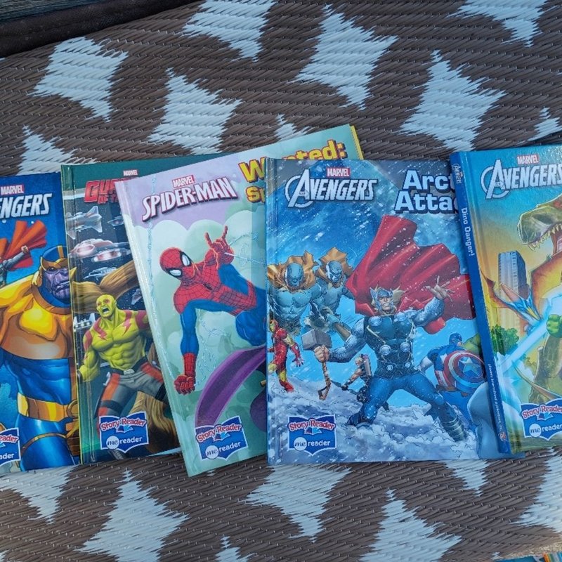 Marvel books bundle by Multiple , Hardcover | Pangobooks
