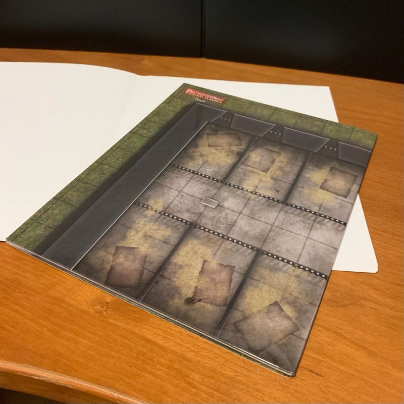 Pathfinder Flip-Mat Classics Lot: City Streets, Village Square, Prison, Open VG