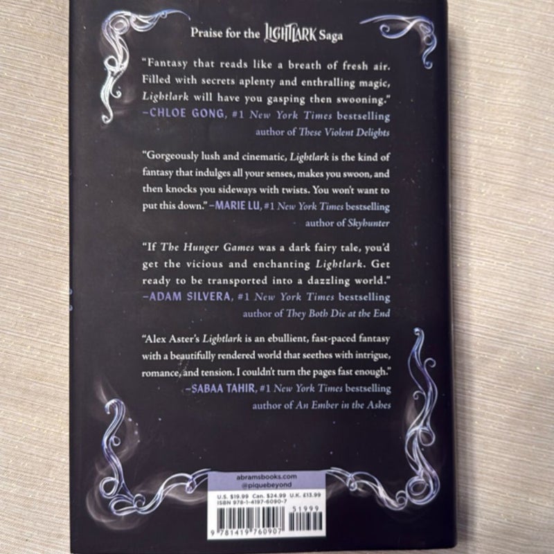 Nightbane(the Lightlark Saga Book 2)