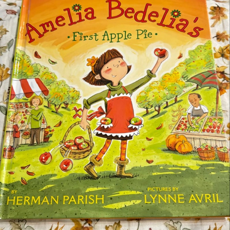 Amelia Bedelia's First Apple Pie