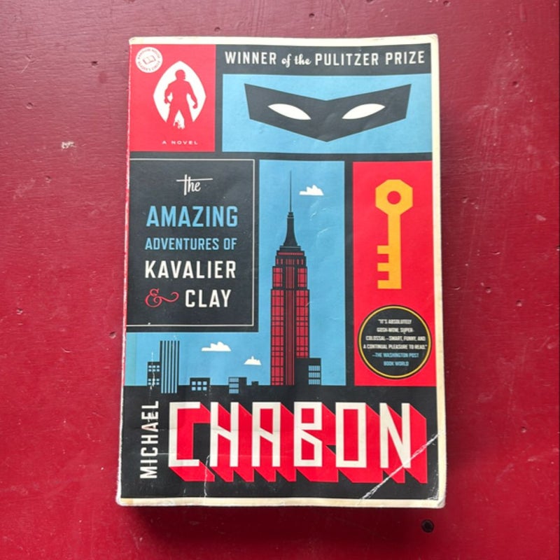 The Amazing Adventures of Kavalier and Clay (with Bonus Content)