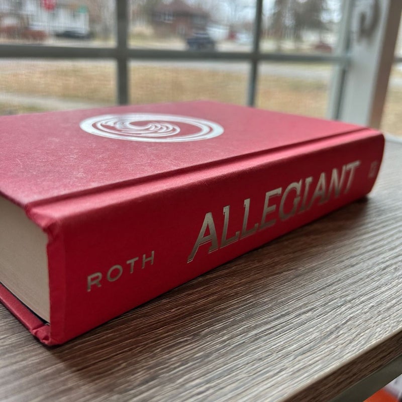 Allegiant (First Edition) 
