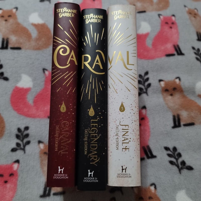 SIGNED! Caraval trilogy! Fairyloot special edition