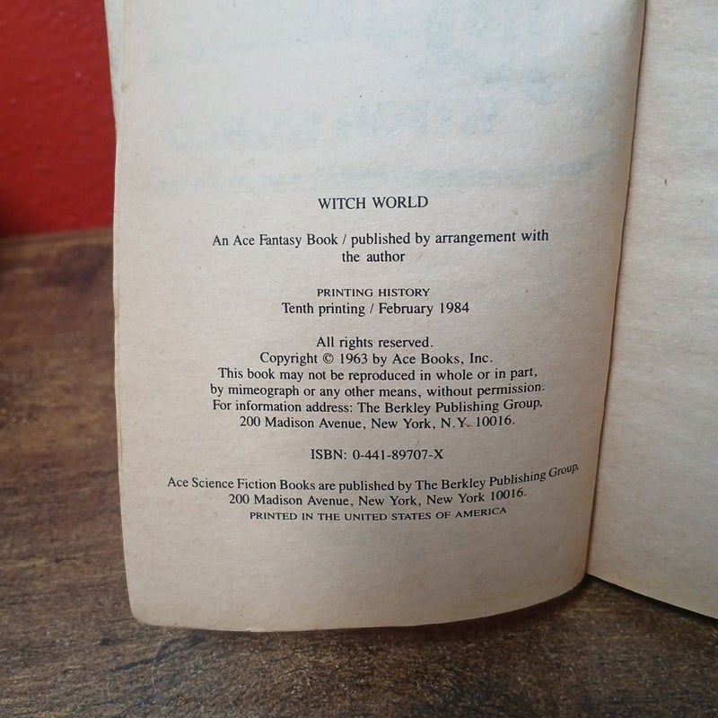 WITCH WORLD Vintage Fantasy Paperback Book Ace 1982