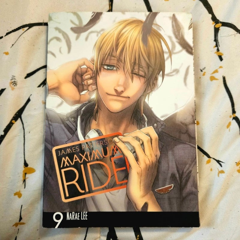 Maximum Ride: the Manga, Vol. 9