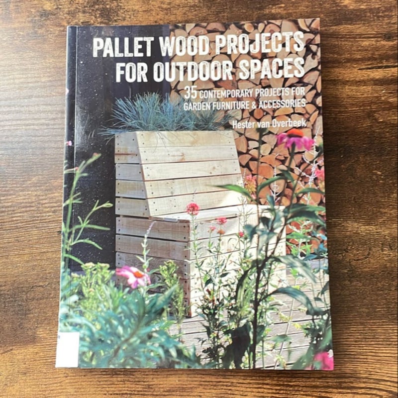 Pallet Wood Projects for Outdoor Spaces