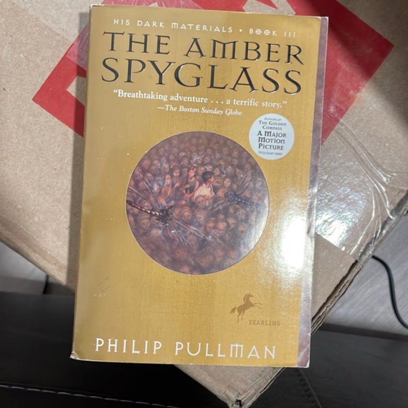 His Dark Materials: the Amber Spyglass (Book 3)