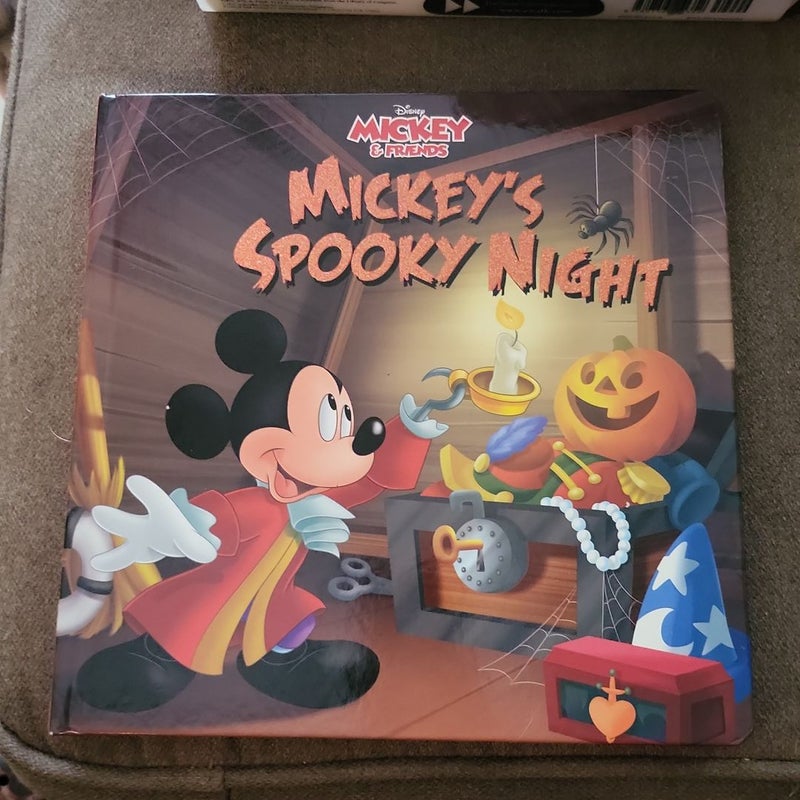 Mickey and Friends Mickey's Spooky Night