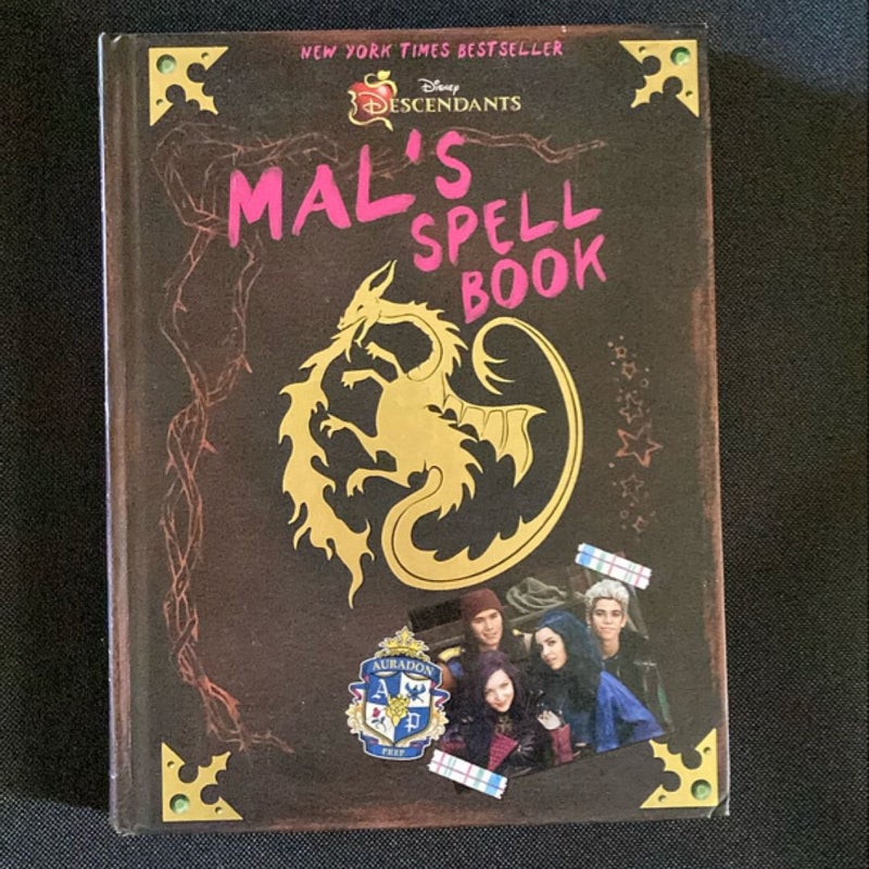 Descendants: Mal's Spell Book