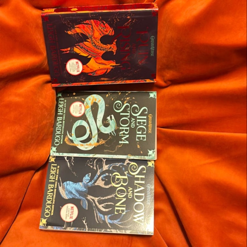 The Shadow and Bone Trilogy Boxed Set