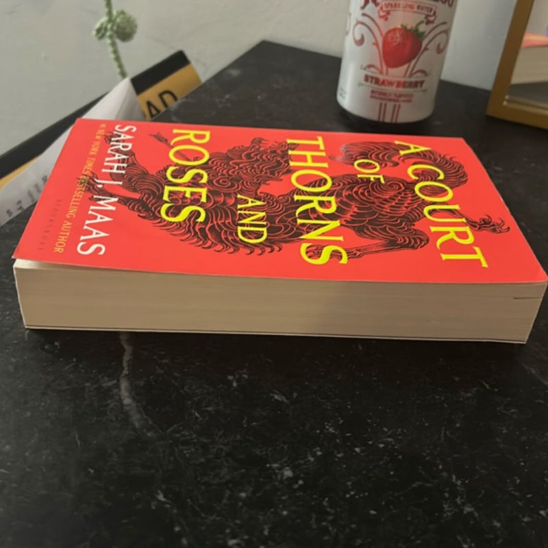 A Court of Thorns and Roses