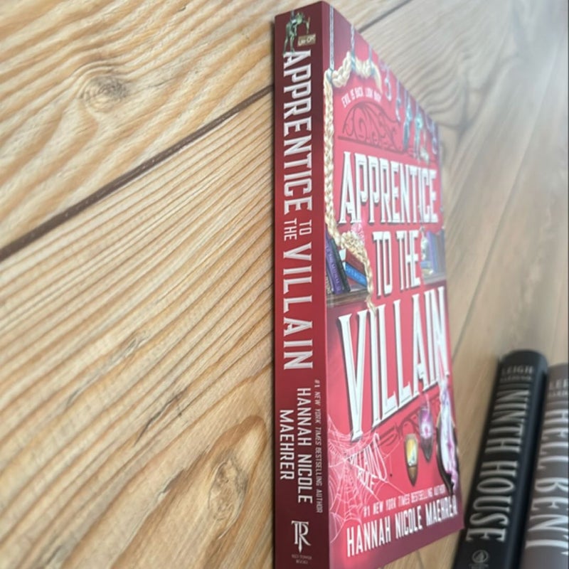 Apprentice to the Villain