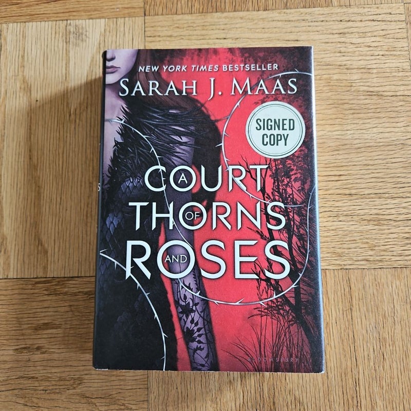 SIGNED UNREAD OOP A Court of Thorns and Roses by Sarah J. Maas