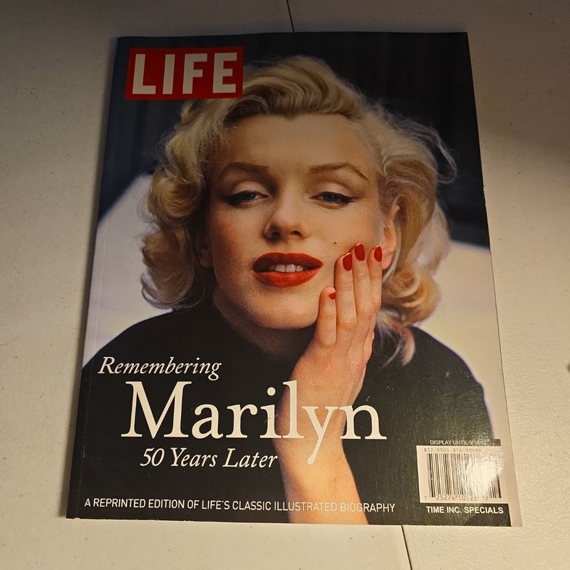 MARILYN MONROE MAGAZINE