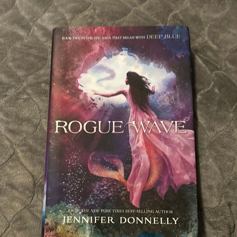 Waterfire Saga, Book Two Rogue Wave (Waterfire Saga, Book Two)