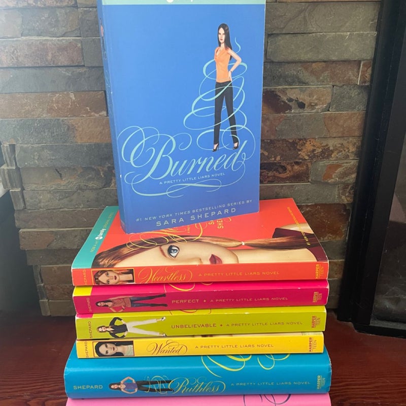 Pretty Little Liars bundle