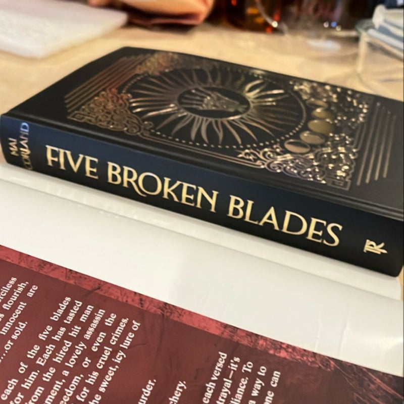 Five Broken Blades (Deluxe Limited Edition)