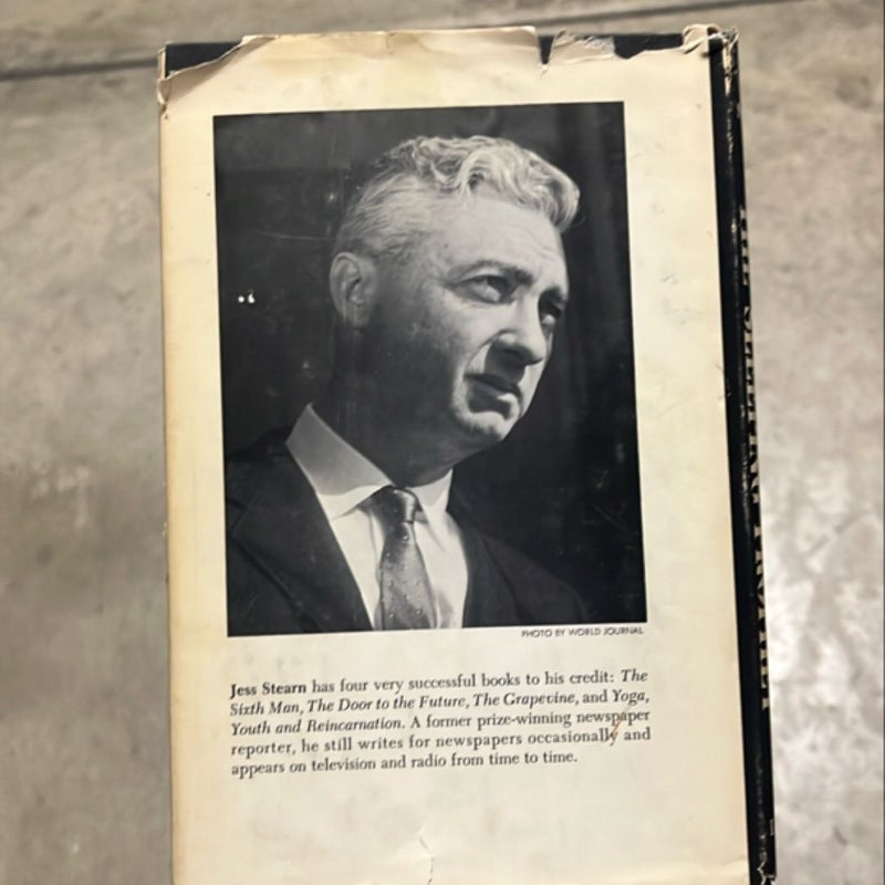 Edgar Cayce the sleeping prophet Copyright 1967 First Edition by Jess Stearn