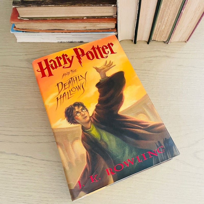 Harry Potter and the Deathly Hallows- FIRST EDITION! 