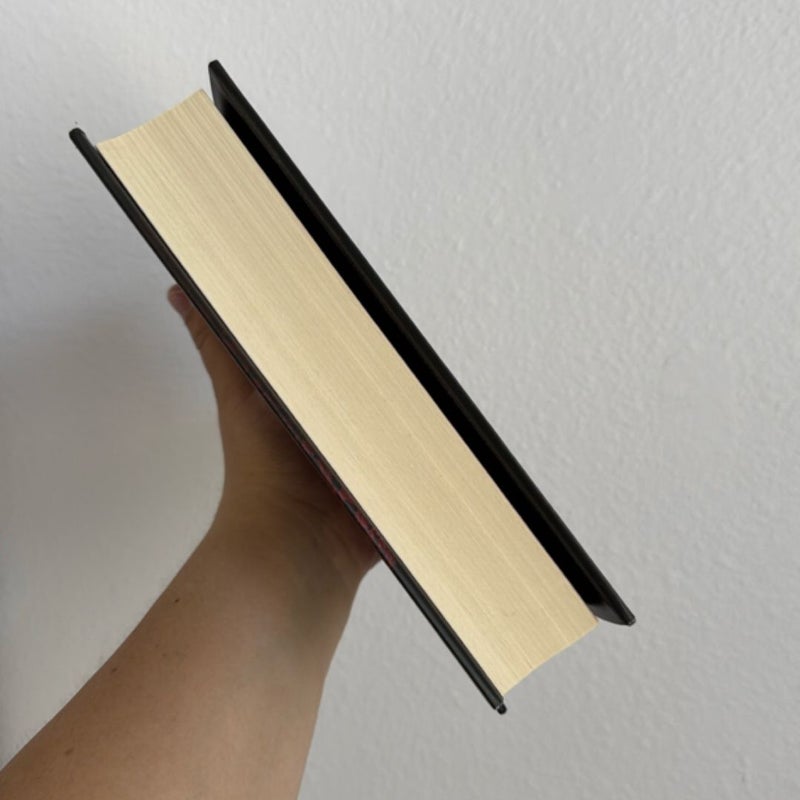 The Scarlet Veil Intl/e