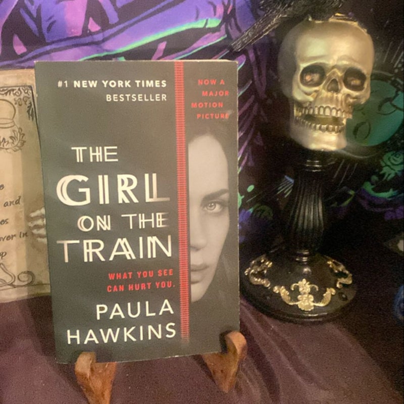 The Girl on the Train (Movie Tie-In)