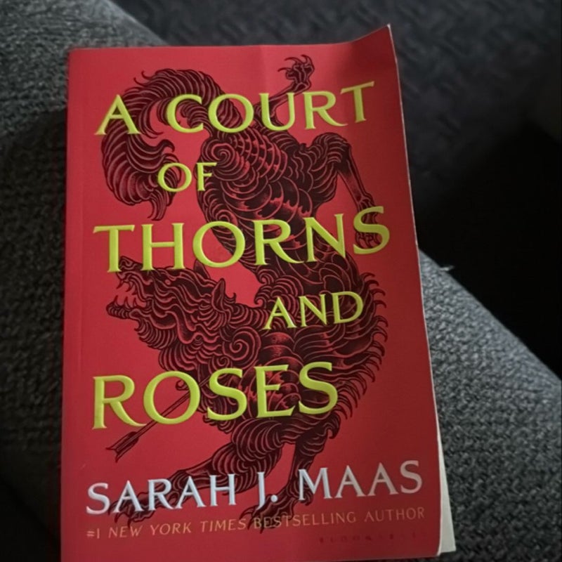 A Court of Thorns and Roses