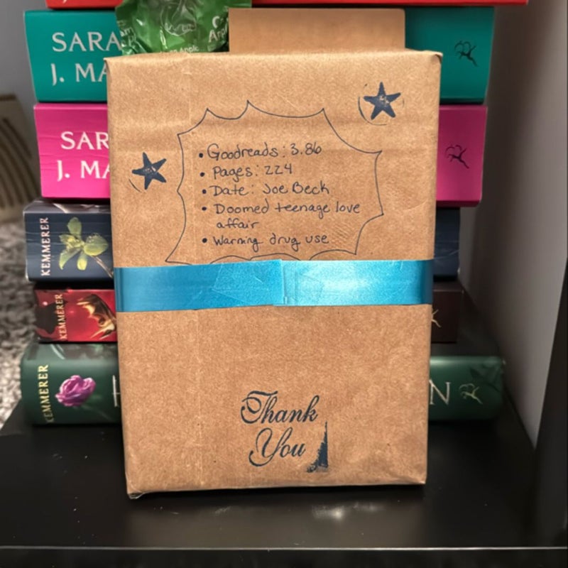 Blind Date With A Book : YA Thriller Romance 