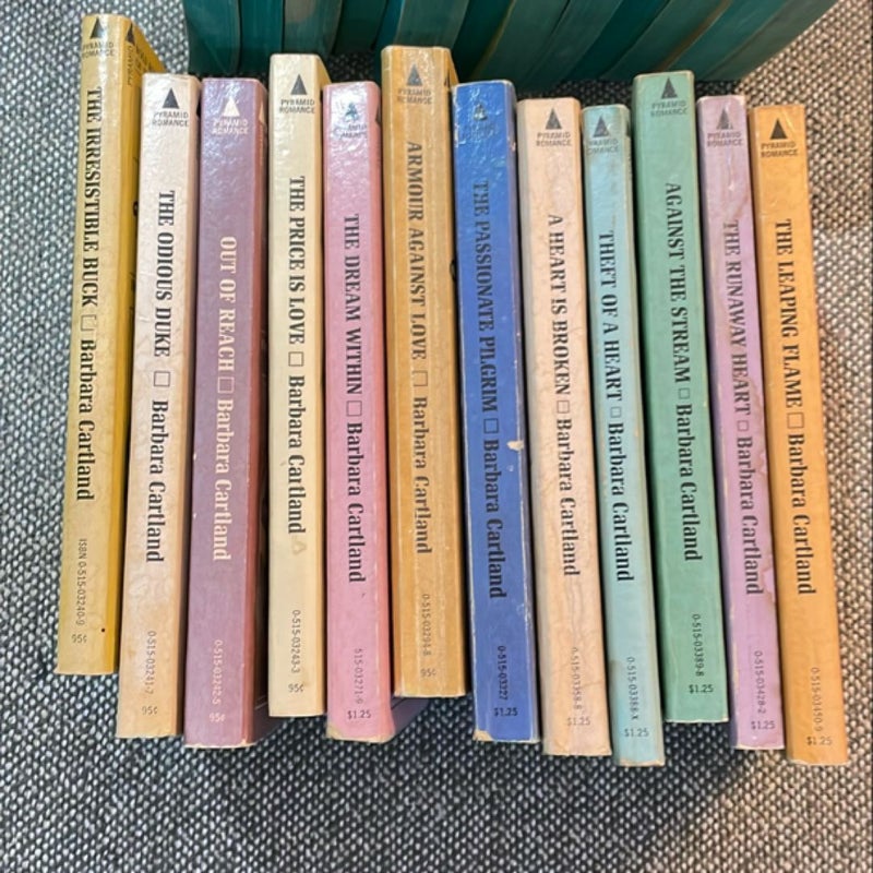 Vintage 1970s Barbara Cartland (24 books)