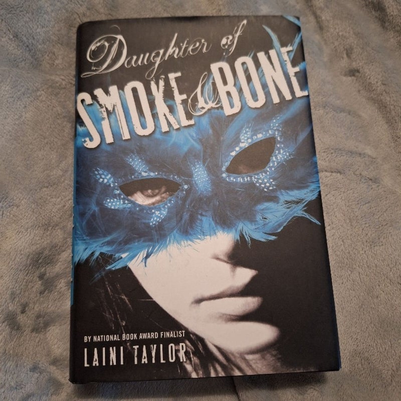 Daughter of Smoke and Bone