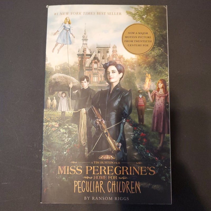 Miss Peregrine's Home for Peculiar Children (Movie Tie-In Edition)