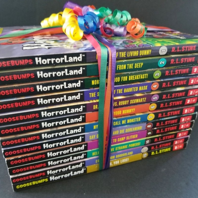 GOOSEBUMPS HORRORLAND LOT OF 12 VINTAGE HORROR BOOKS R.L. STINE #1-15