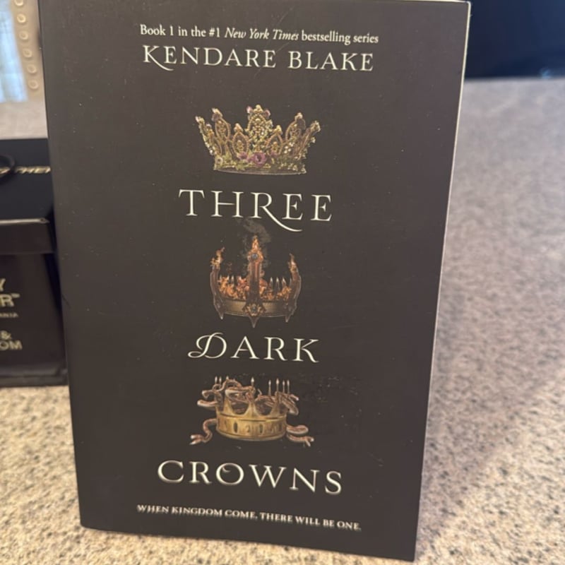 Three Dark Crowns