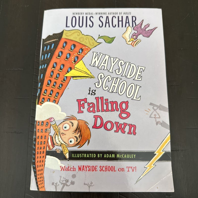 Caramel reviews Wayside School Is Falling Down by Louis Sachar – BookBunnies