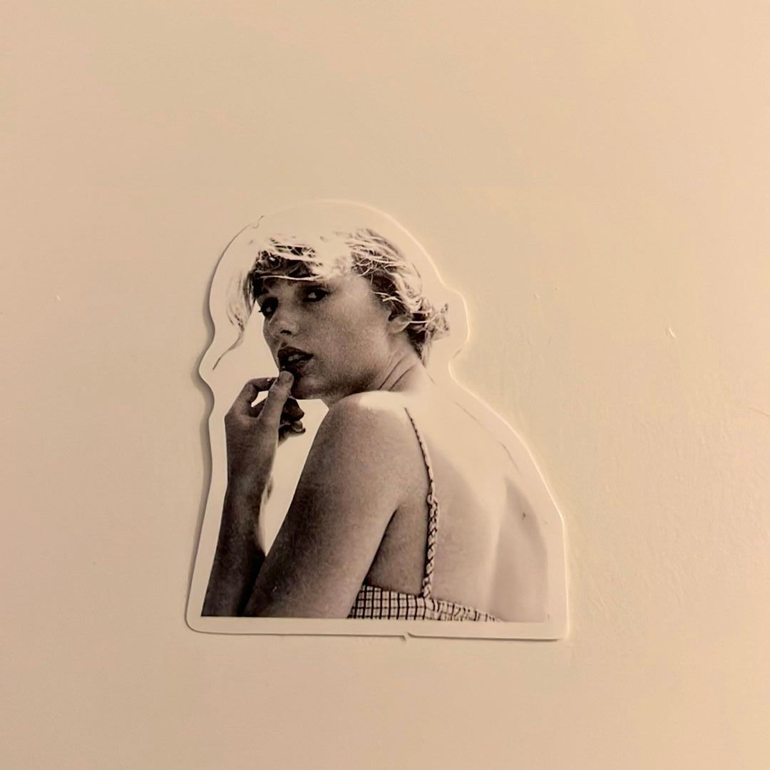 taylor swift sticker by n/a, Paperback