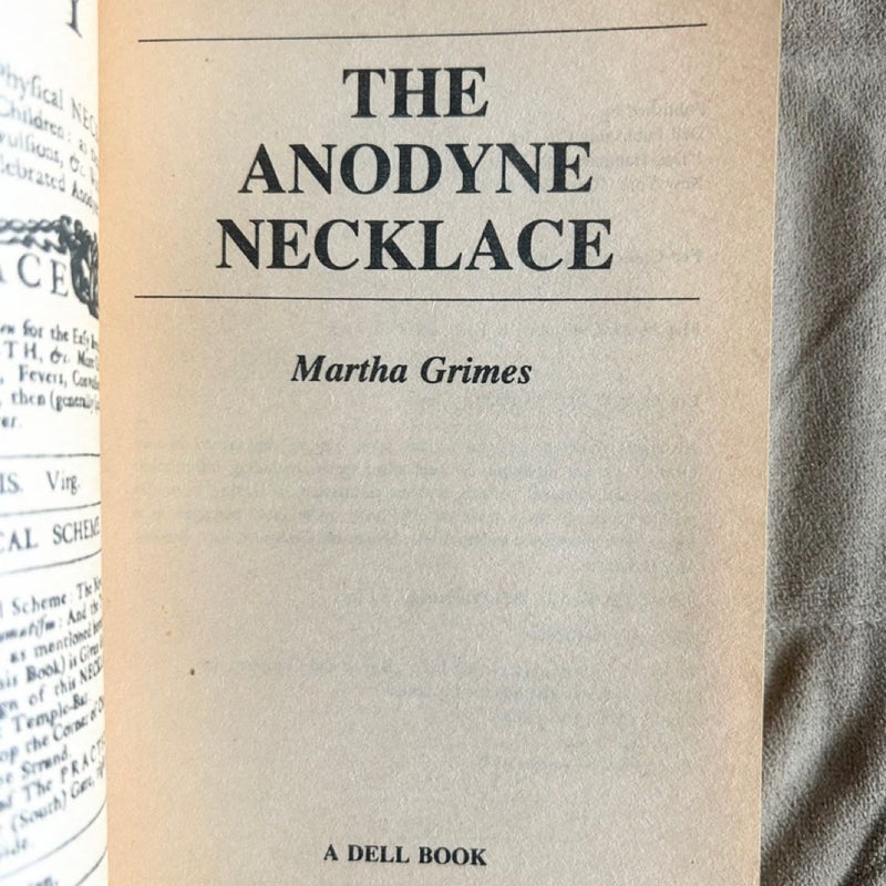 The Anodyne Necklace  4018