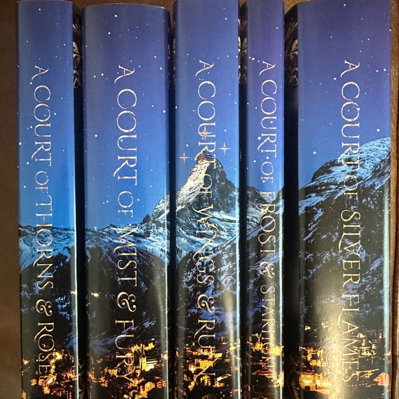 ACOTAR series special edition signed with sprayed edges by Sarah J Maas,  Hardcover