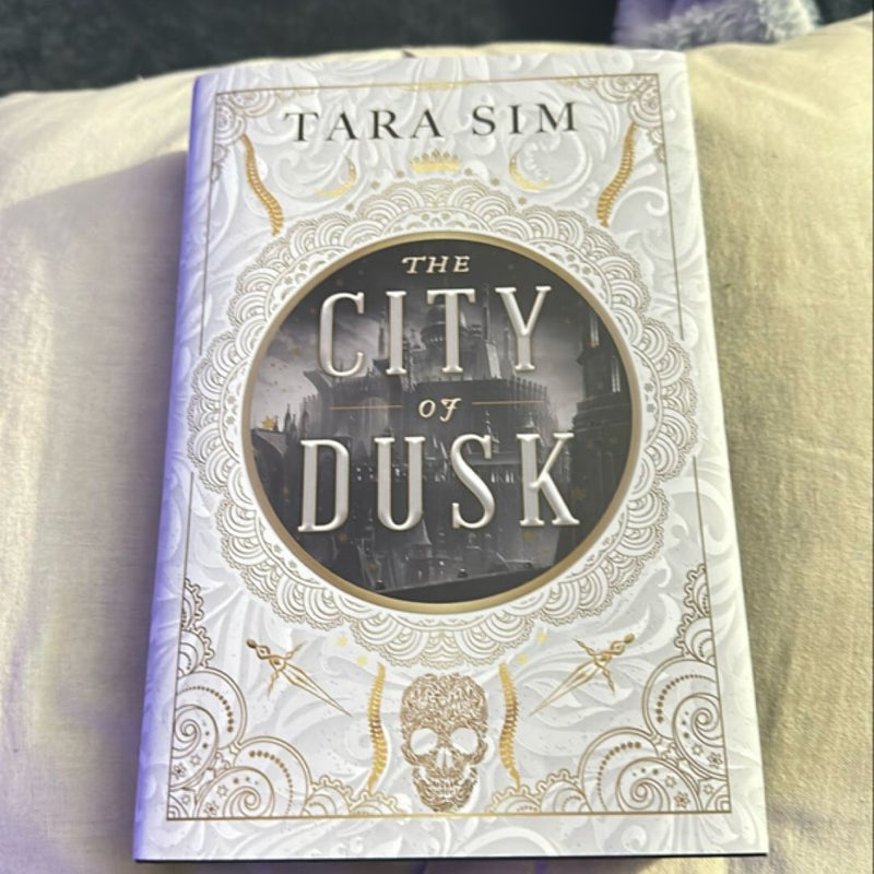 City of Dusk (fairyloot) 